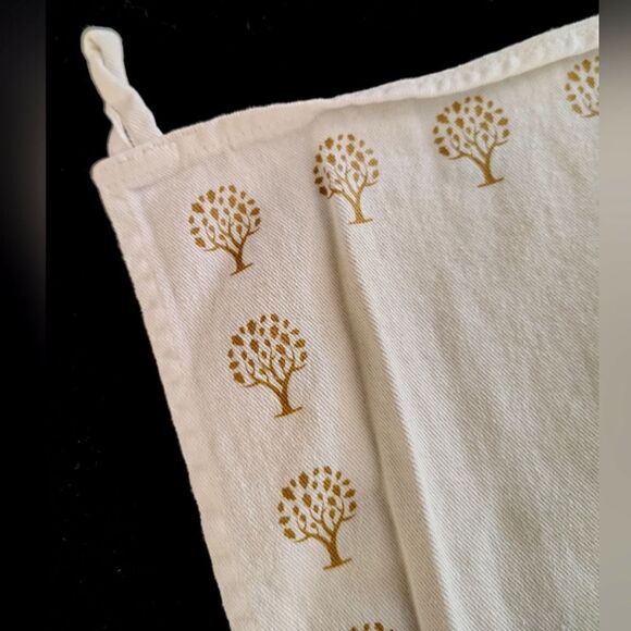 Queen Elizabeth Platinum Jubilee Kitchen Linen Tea Towels 2022 NWOT - Picture 8 of 11